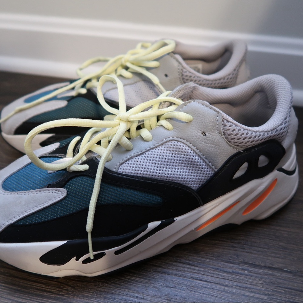 Yeezy Boost 700 Wave Runner